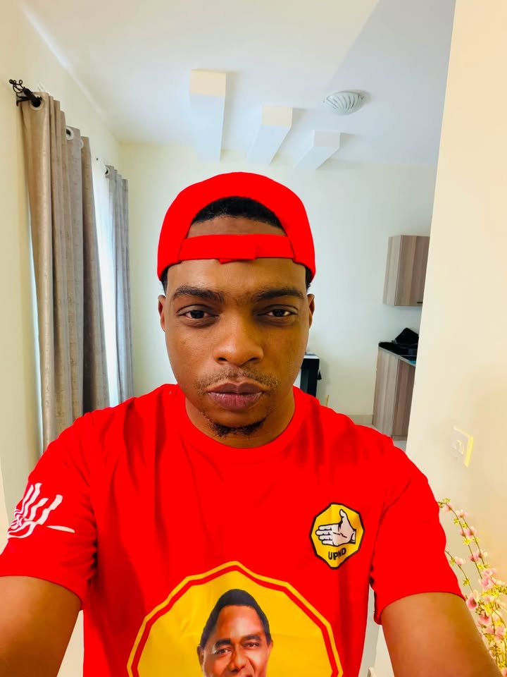 The FAMOUS Bobby East has endorsed President Hakainde Hichilema and has urged all Zambians to vote for him.