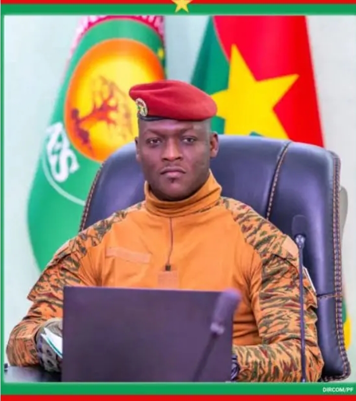 President Ibrahim Traore has instructed universities to stop producing PhD theses that remain purely theoretical and yield no tangible creations