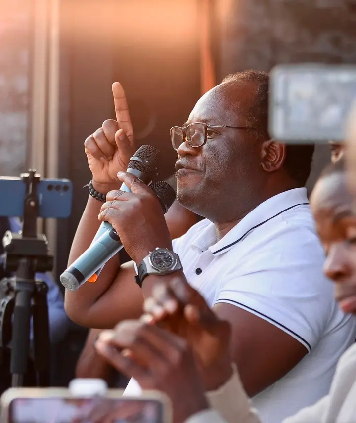 MUNDUBILE FIRES BACK AT HH’S ‘VOTE FIDGET’ CLAIM…accuses state machinery of attempting to influence election outcome.