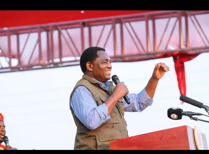 WE KNOW THOSE BOYS ARE CROOKS, DON’T TRUST THEM WITH ZAMBIA’S MONEY.
