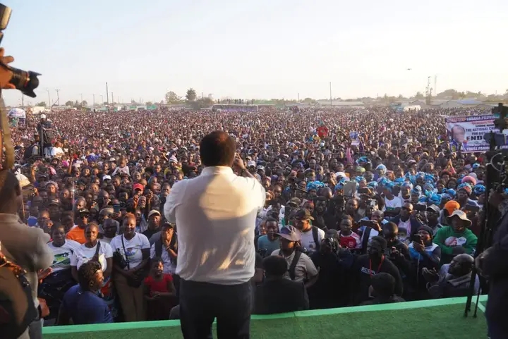 THOUSANDS SHOW UP FOR MUNDUBILE AS HE PLEDGES LOWER COST OF LIVING, FAIR JOBS AND AN END TO CADRE VIOLENCE
