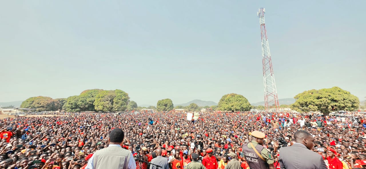 Hichilema promises more development for Chienge, urges votes in August