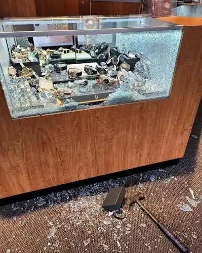 “The People Who Stole My Shop’s Merchandise Were Finally Identified After Weeks Of Mystery – Kitwe Trader Shares His Experience, Advises Others On The Best Strategy To Use To Recover Their Stolen Property Within 24 Hours”