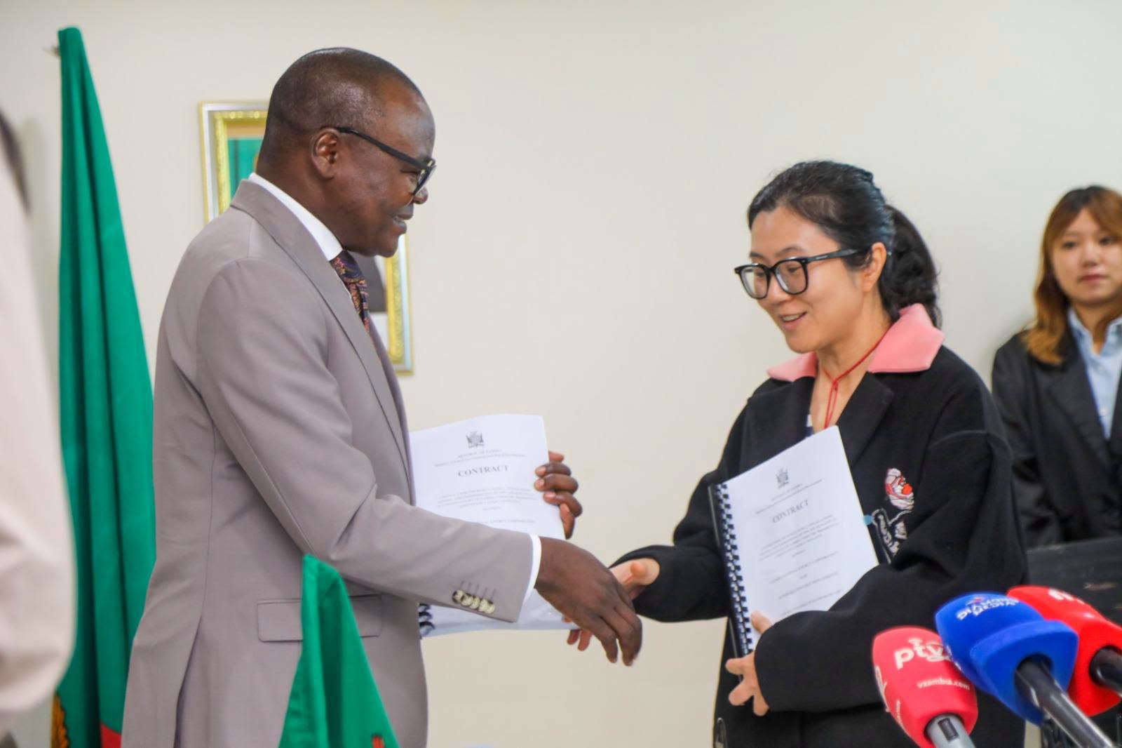 Govts signs K4.3bn contract for 2MW constituency solar plants
