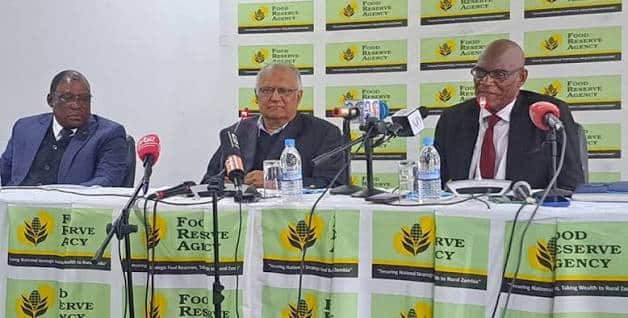 Should FRA sell old maize stocks to create room for new stock?