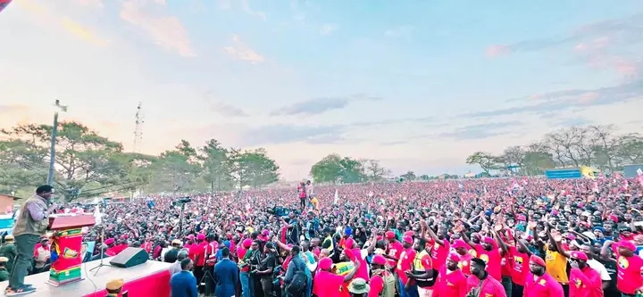 UPND HAS MORE TO DELIVER, PRESIDENT HICHILEMA TELLS SINDA VOTERS