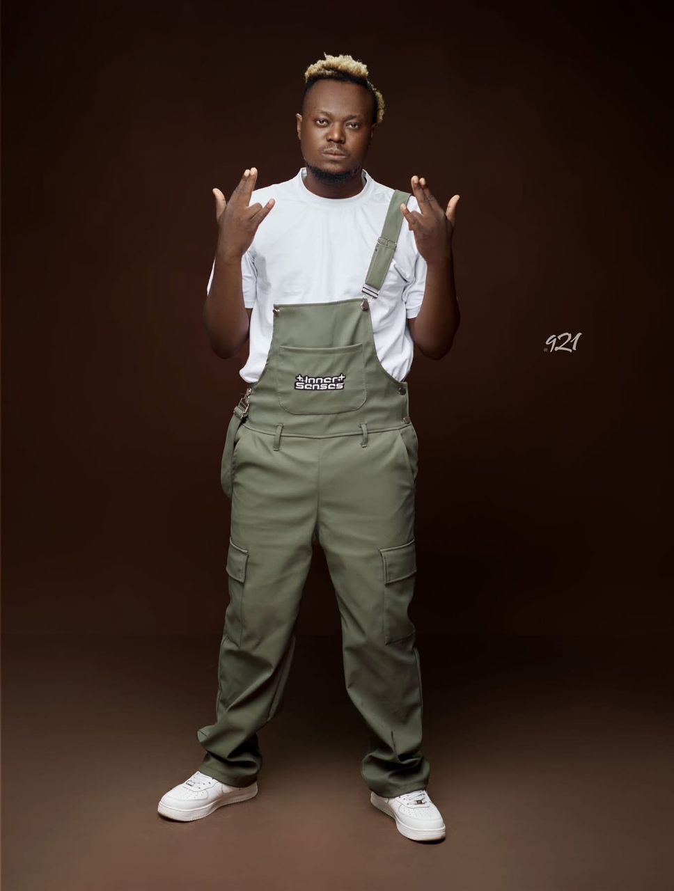 Independent artists face financial struggles but enjoy greater creative control, says Subsabala