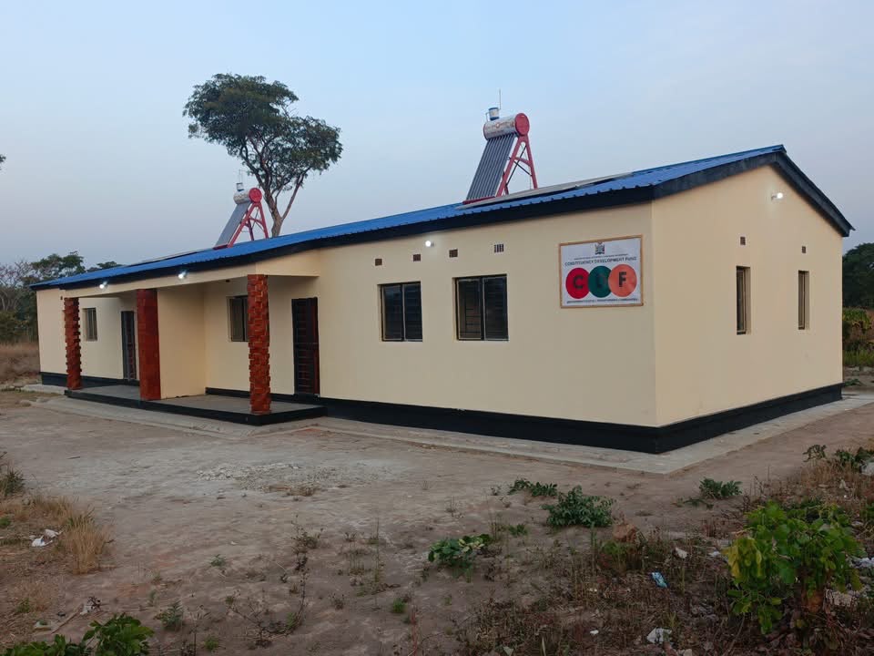 Mansa East health workers get K1.2m staff house under CDF